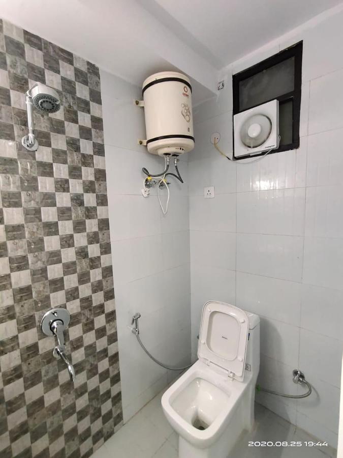 Hotel Royal Town Нью-Делі Екстер'єр фото